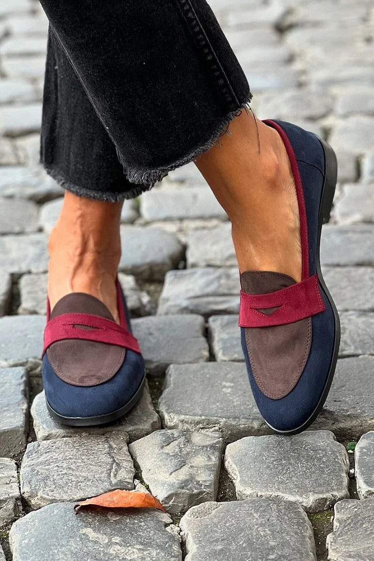 Sylvie - Elegant Two-Tone Moccasin