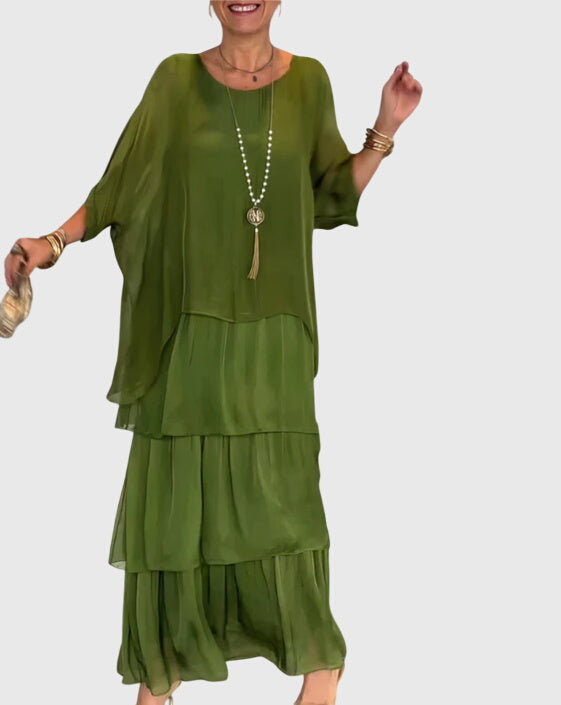 Patricia | Elegant Long and Flowing Dress