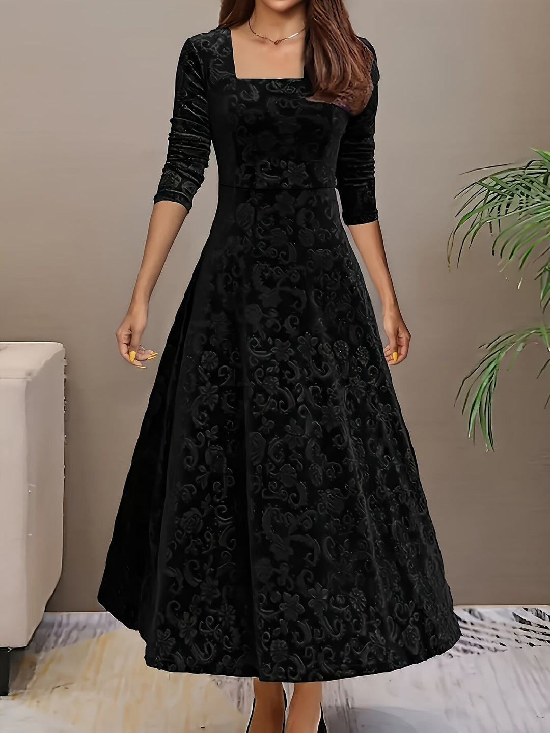 Julie | Elegant Patterned Maxi Dress
