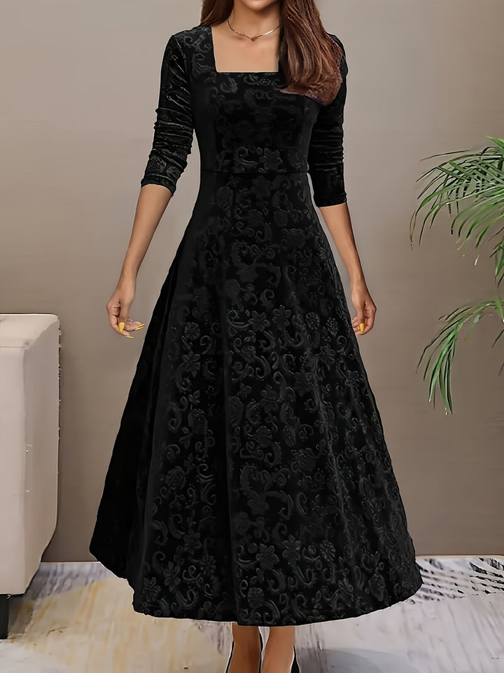 Julie | Elegant Patterned Maxi Dress