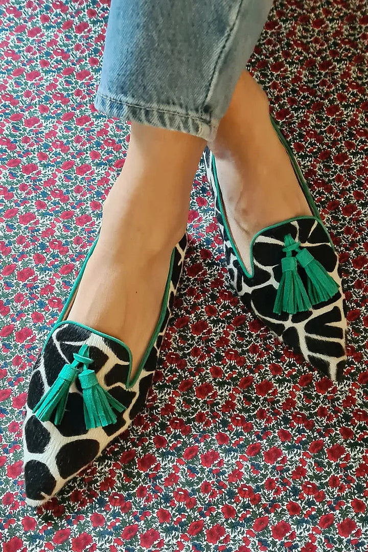 Nala - Classic Fringed Moccasins