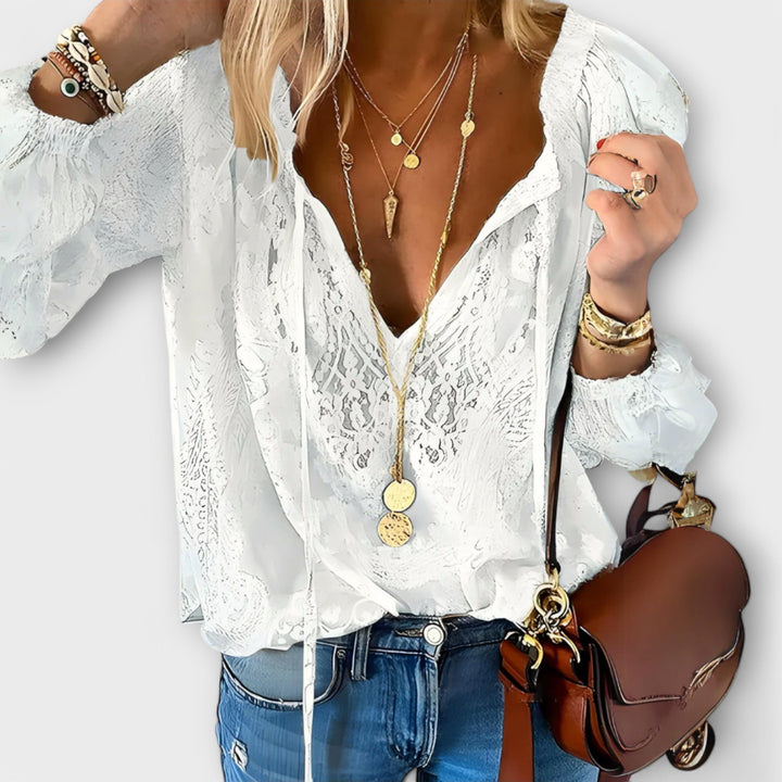 Maëlle | Sophisticated Blouse