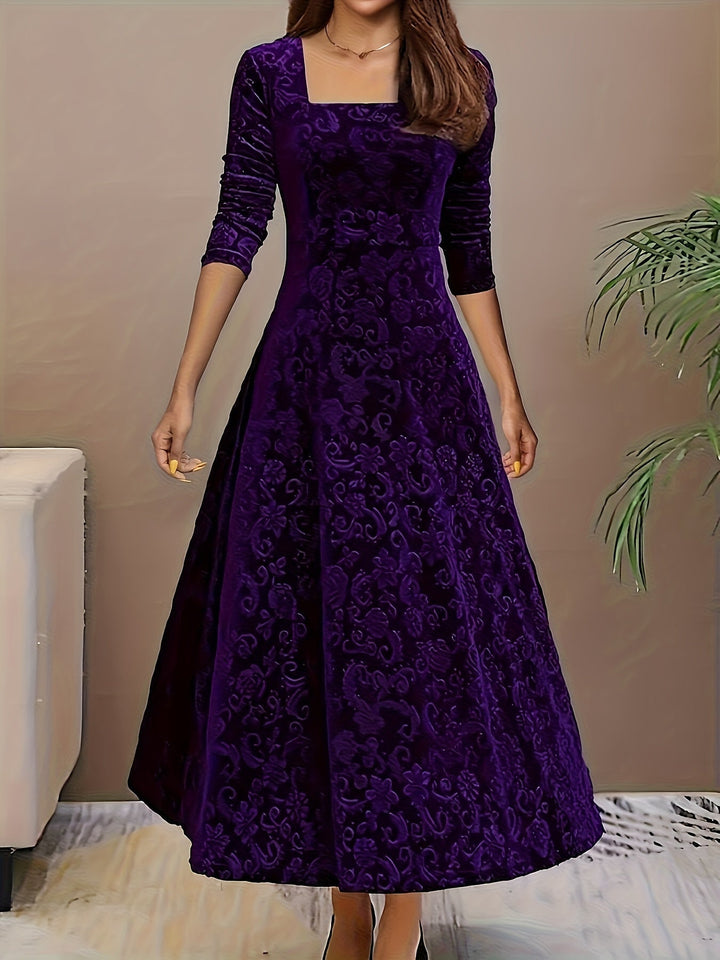 Julie | Elegant Patterned Maxi Dress