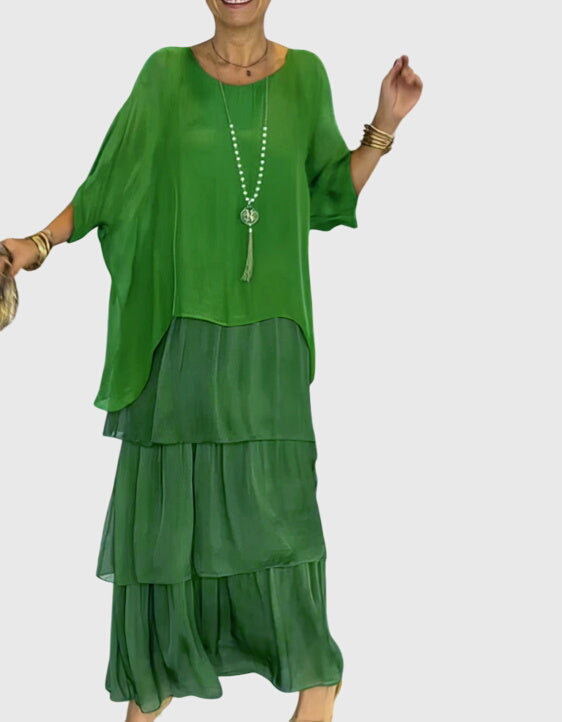 Patricia | Elegant Long and Flowing Dress