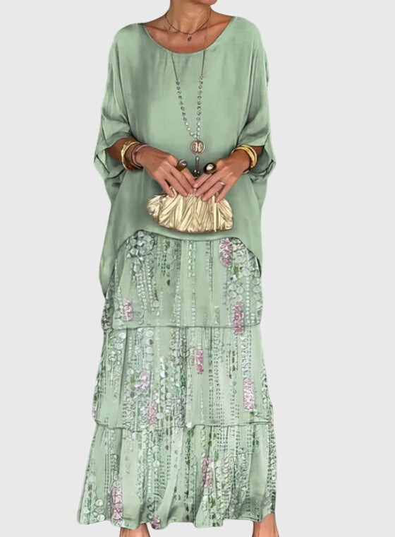 Patricia | Elegant Long and Flowing Dress