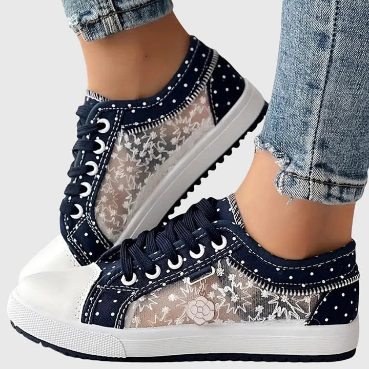 Anaïs | Orthopaedic Trainers