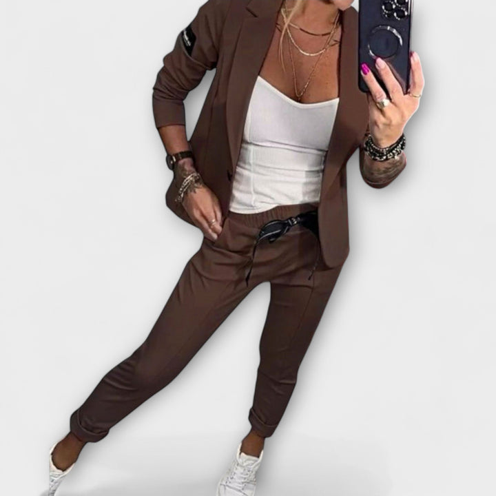 Vionne | Elegant Set of Top, Jacket and Trousers