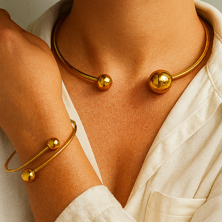 Set of Luminous Minimalist Necklace and Bracelet