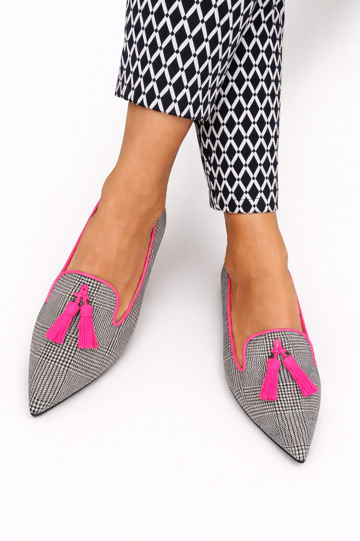 Betty - Chic Pointed Toe Loafers