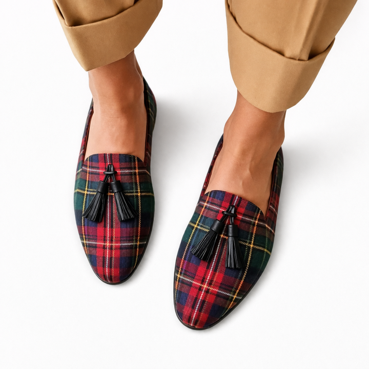 Carys - Timeless Fringed Loafers