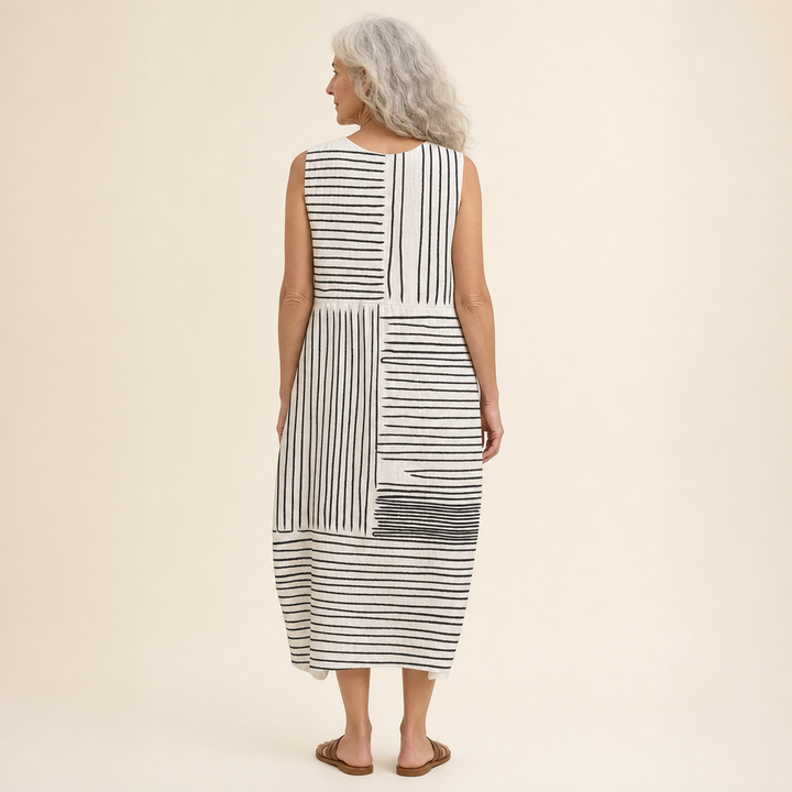 Jacqueline - Flowing and Comfortable Dress