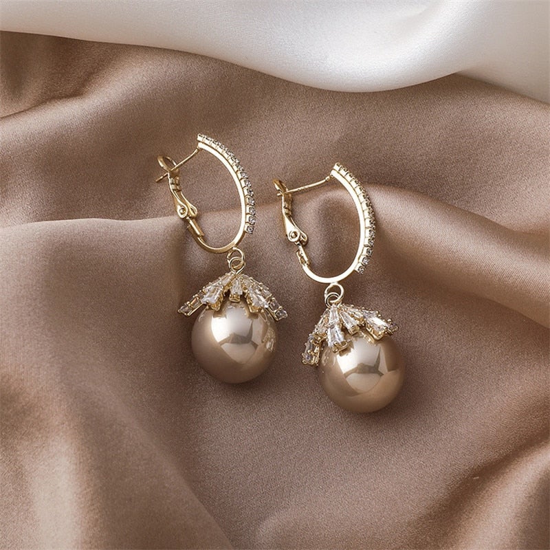 Malia Pärl Drop Earrings