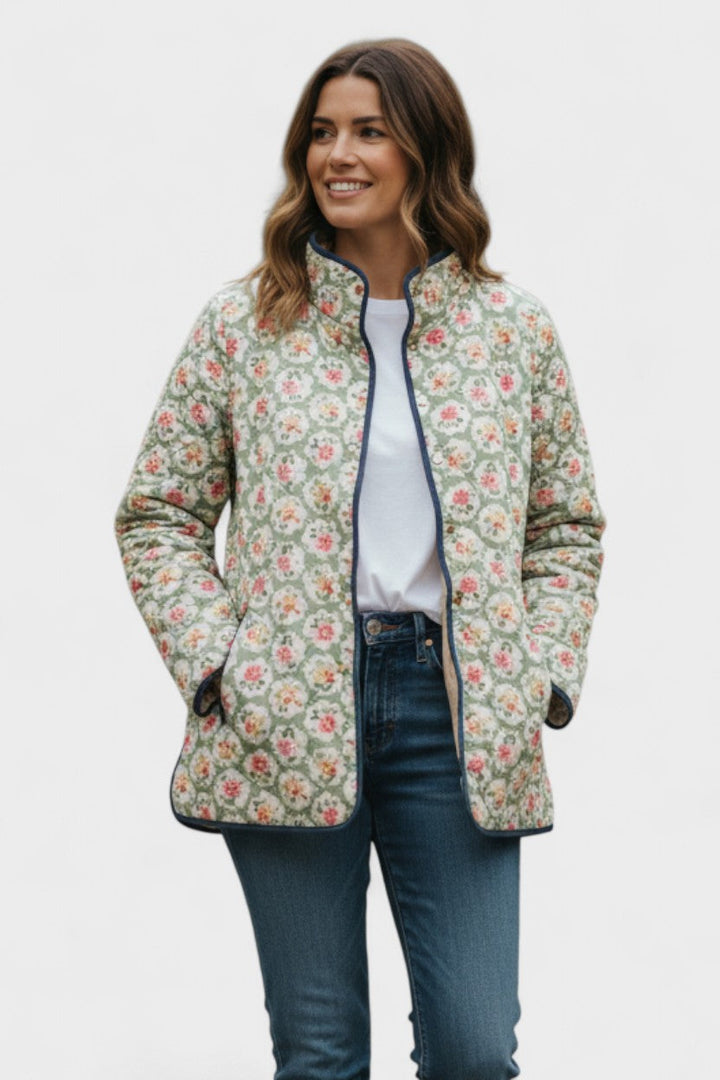 Maja – Quilted Jacket with Small Floral Pattern