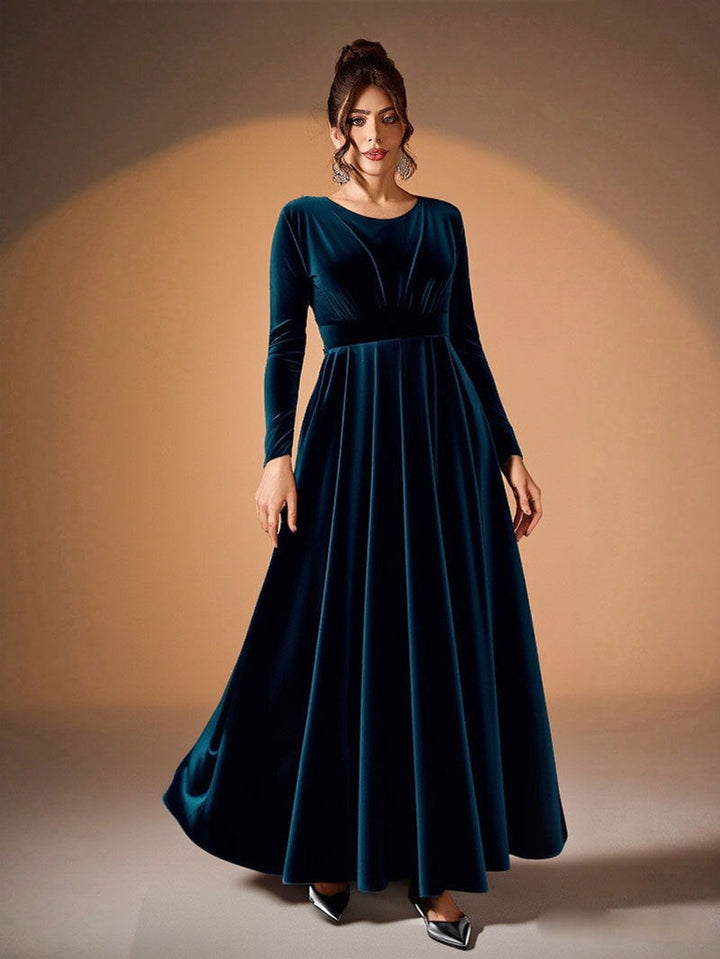 Béatrice | Velvet Maxi Dress with Long Sleeves