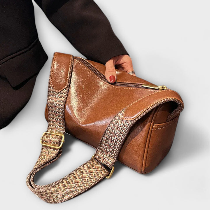 Auriane | Vintage Shoulder Bag