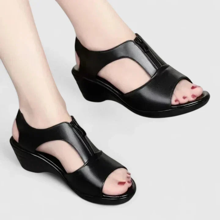 Nerisse | Elegant Sandals
