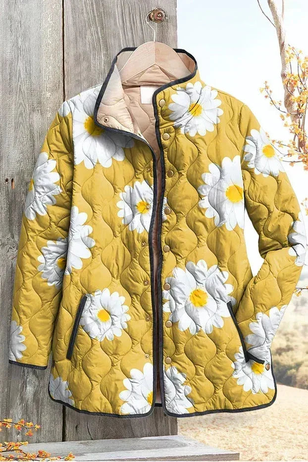 Vanda – Quilted Jacket with Daisy Pattern