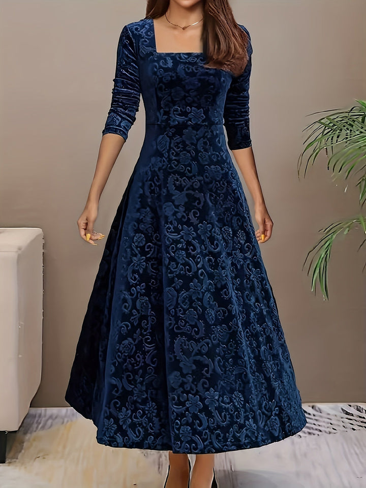 Julie | Elegant Patterned Maxi Dress