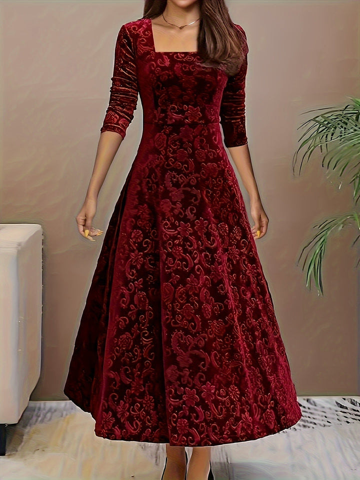 Julie | Elegant Patterned Maxi Dress