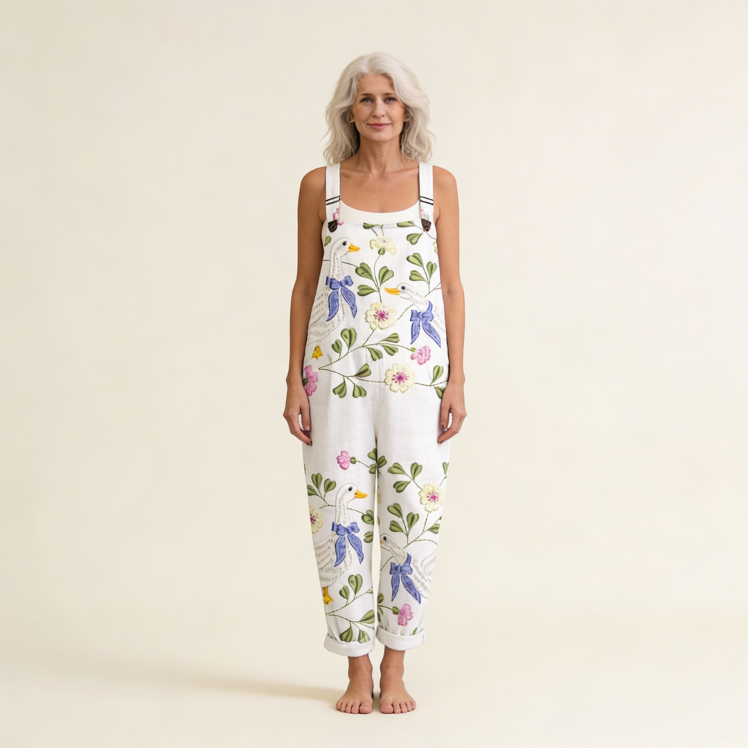 Madeleine | Delicate Floral Swan